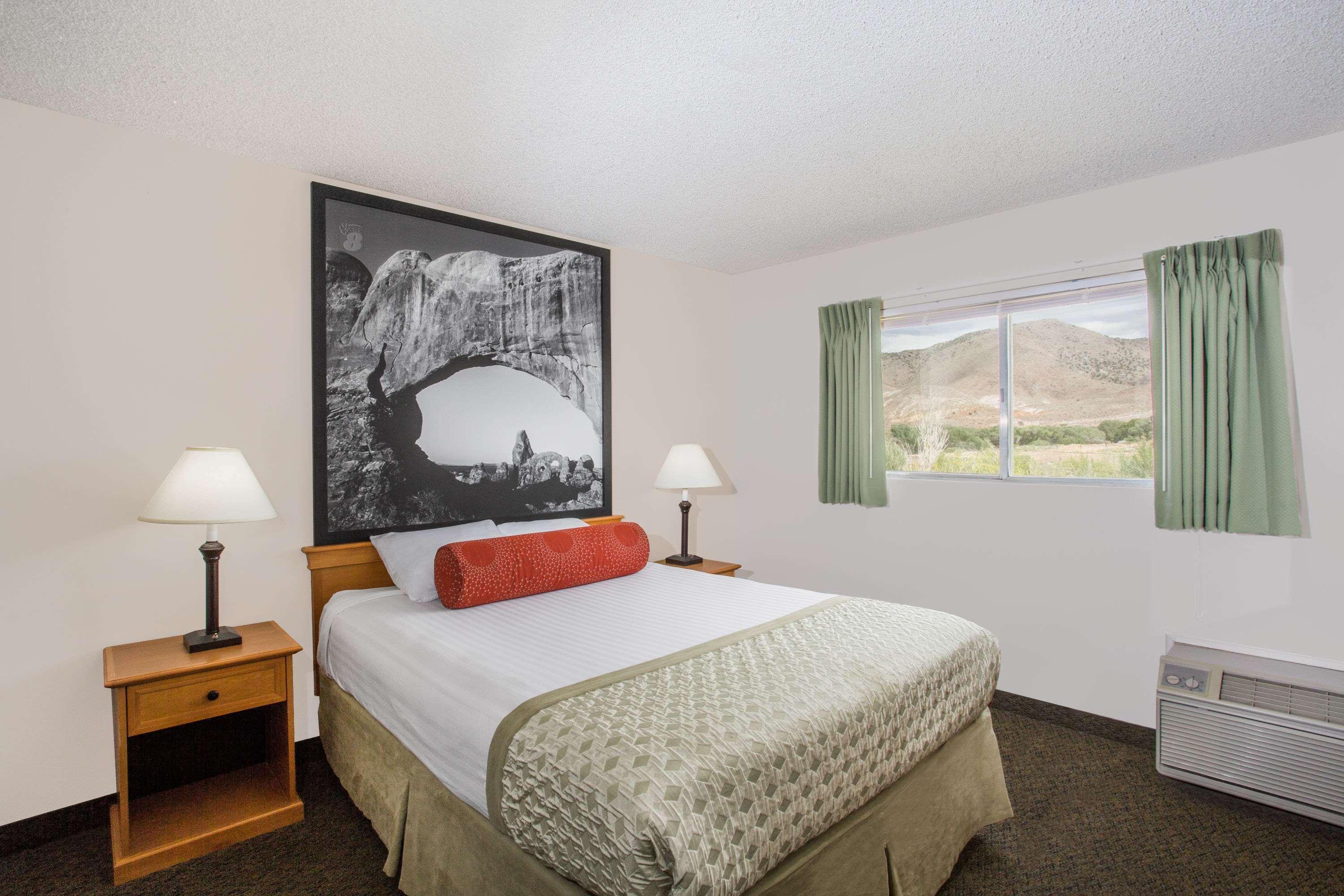 Super 8 By Wyndham Salina/Scenic Hills Area Ξενοδοχείο Εξωτερικό φωτογραφία