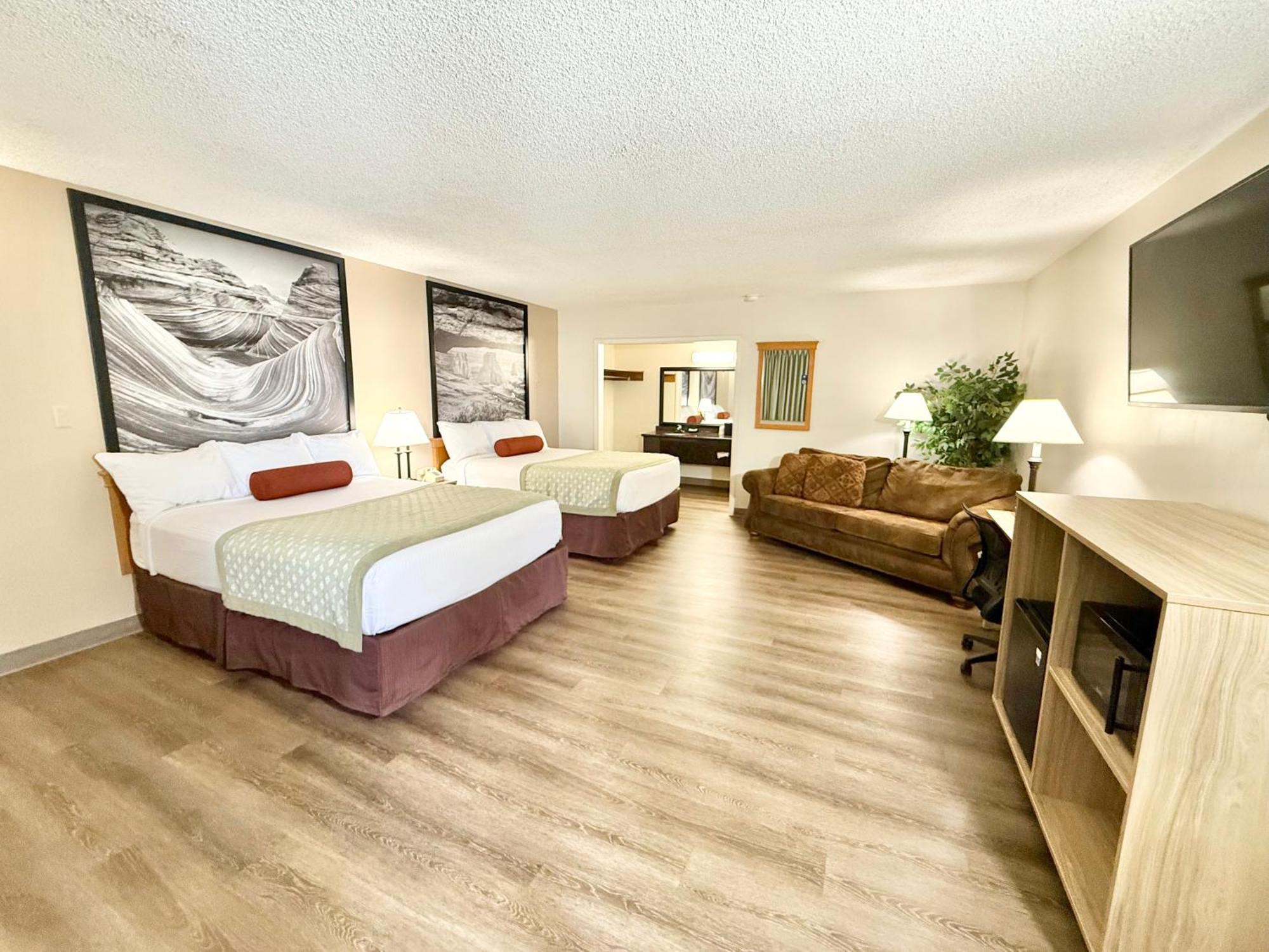 Super 8 By Wyndham Salina/Scenic Hills Area Ξενοδοχείο Εξωτερικό φωτογραφία